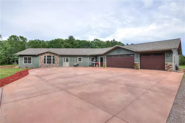 N4352 Hickman Road, Humbird, WI 54746