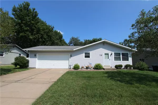 719 S Willson Drive, Altoona, WI 54720