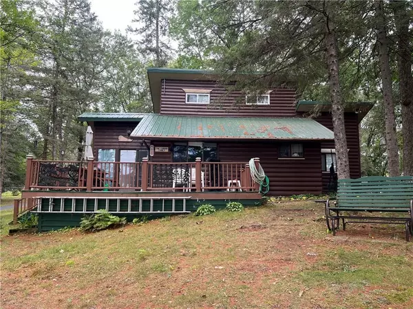 5438 W Yellowsands Drive, Spooner, WI 54801