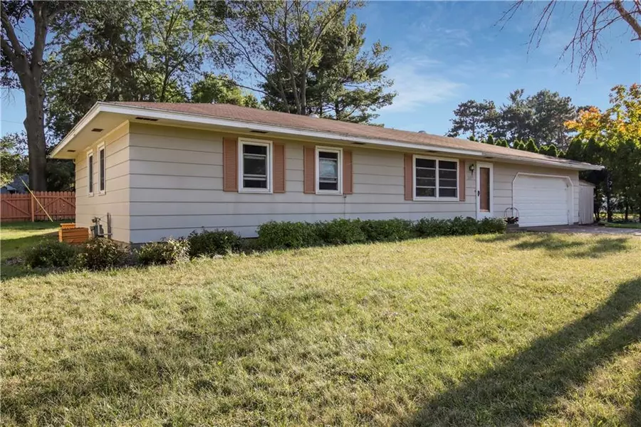 2335 Daniels Avenue, Altoona, WI 54720