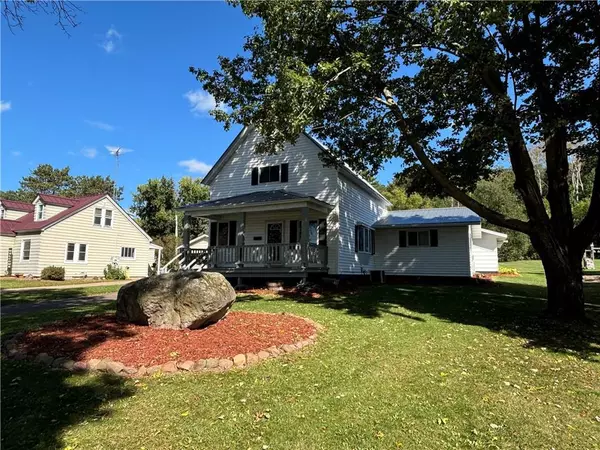 Bloomer, WI 54724,1106 Ivy Street