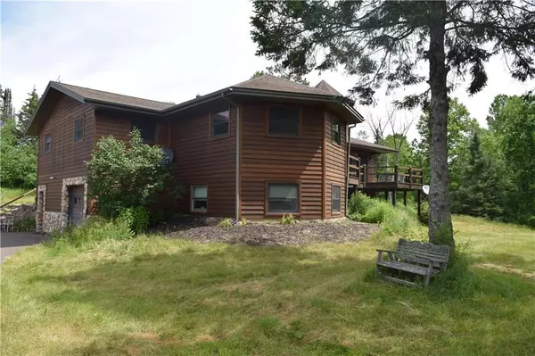 N9197 Fedyn Rd, Ladysmith, WI 54848