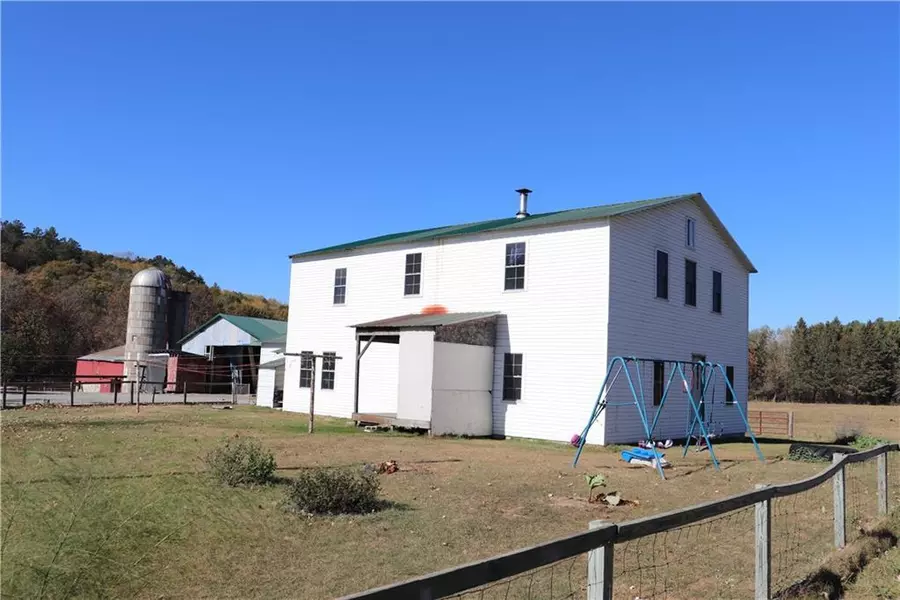 N14253 Mcgower Road, Fairchild, WI 54741