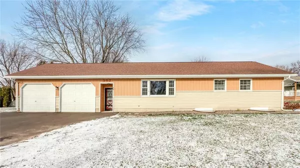 302 W Schmidt Street, Thorp, WI 54771