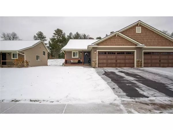 797 Club View Lane, Altoona, WI 54720