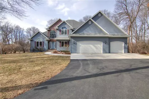 5720 Wild Rose Lane, Eau Claire, WI 54701