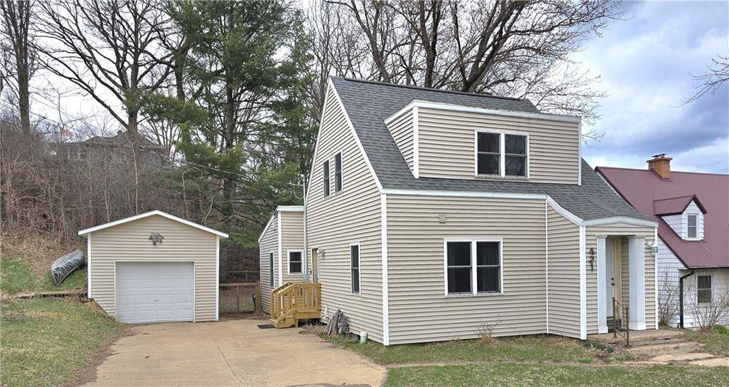 421 Pierce Street, Black River Falls, WI 54615