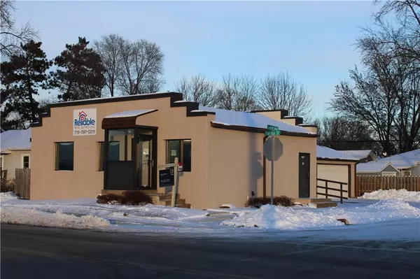 635 Fairfax Street, Altoona, WI 54720