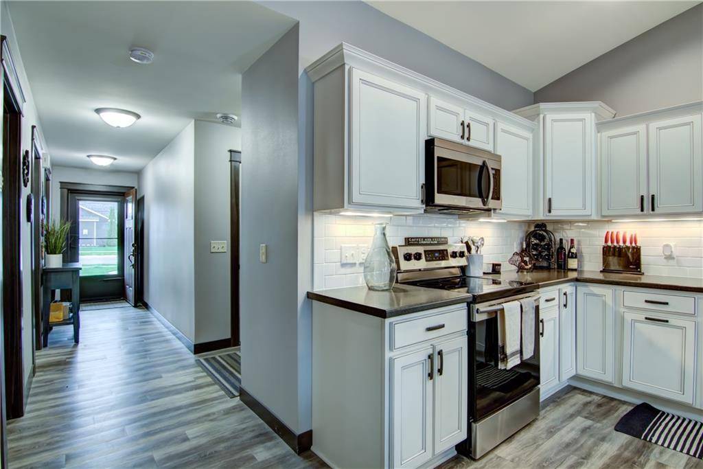 Eau Claire, WI 54703,5631 Green Park Drive