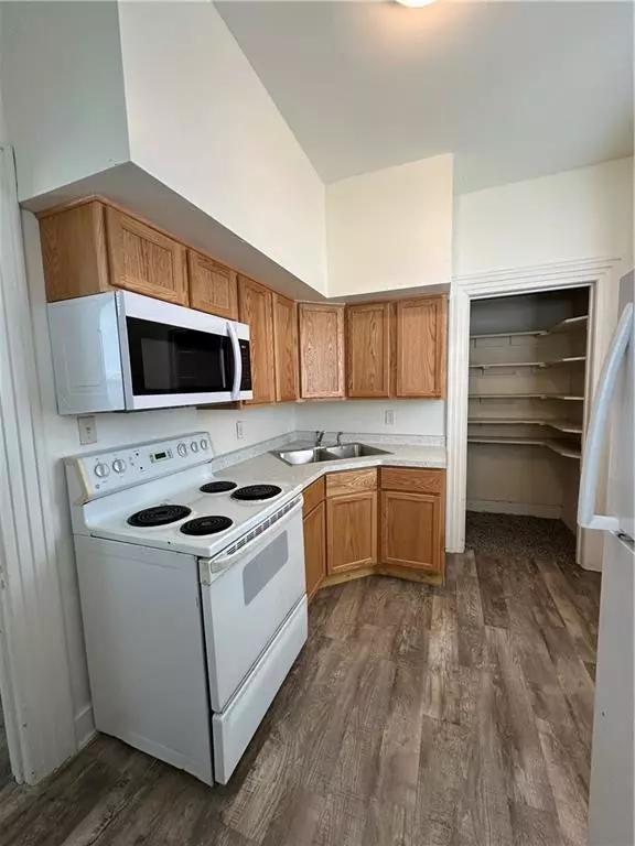 Black River Falls, WI 54615,227 S 1st Street #0