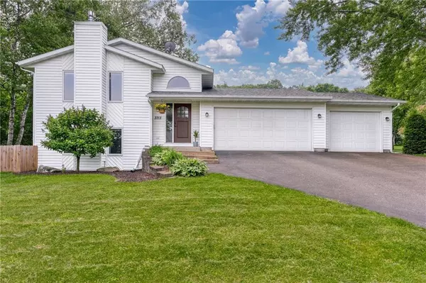 Eau Claire, WI 54701,3713 Kingswood Court