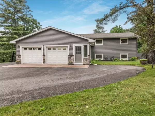 19526 74th Avenue, Chippewa Falls, WI 54729