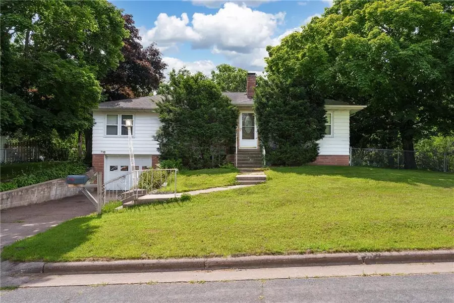 509 Earl Street, Eau Claire, WI 54701
