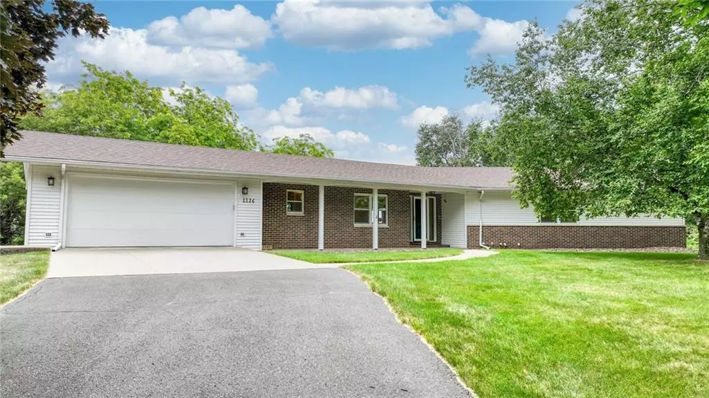 1126 Kathryn Drive, Eau Claire, WI 54701