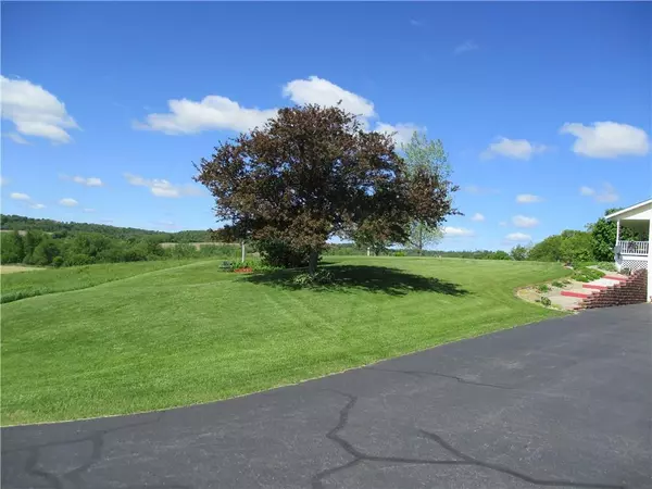 Elroy, WI 53929,30694 County Road W Road