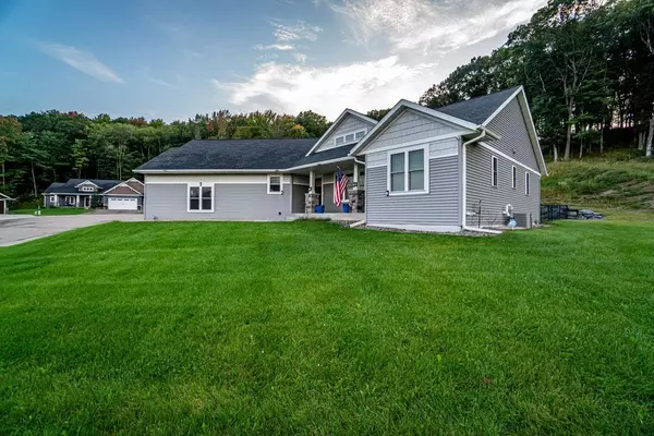 3440 Nelson Court, Eau Claire, WI 54703