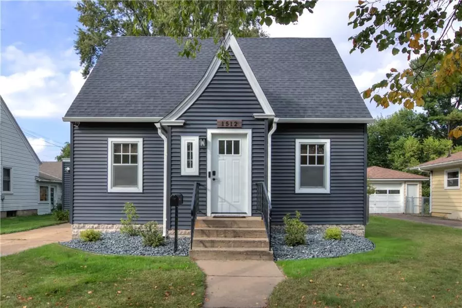 1512 Hoover Avenue, Eau Claire, WI 54701