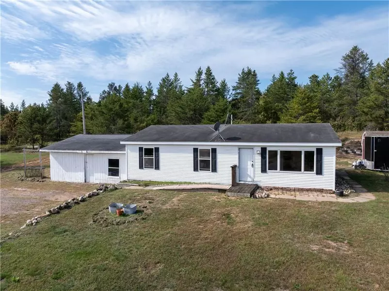 11481 E Pine Cone Drive, Gordon, WI 54838