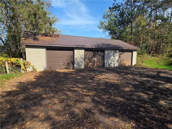 Cumberland, WI 54829,584 21 1/2 Avenue