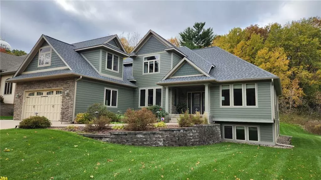 4616 Oakwood Hills Parkway, Eau Claire, WI 54701