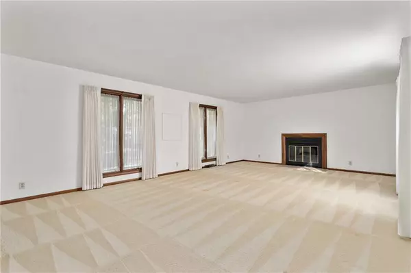 Eau Claire, WI 54701,3618 Tamarack Lane