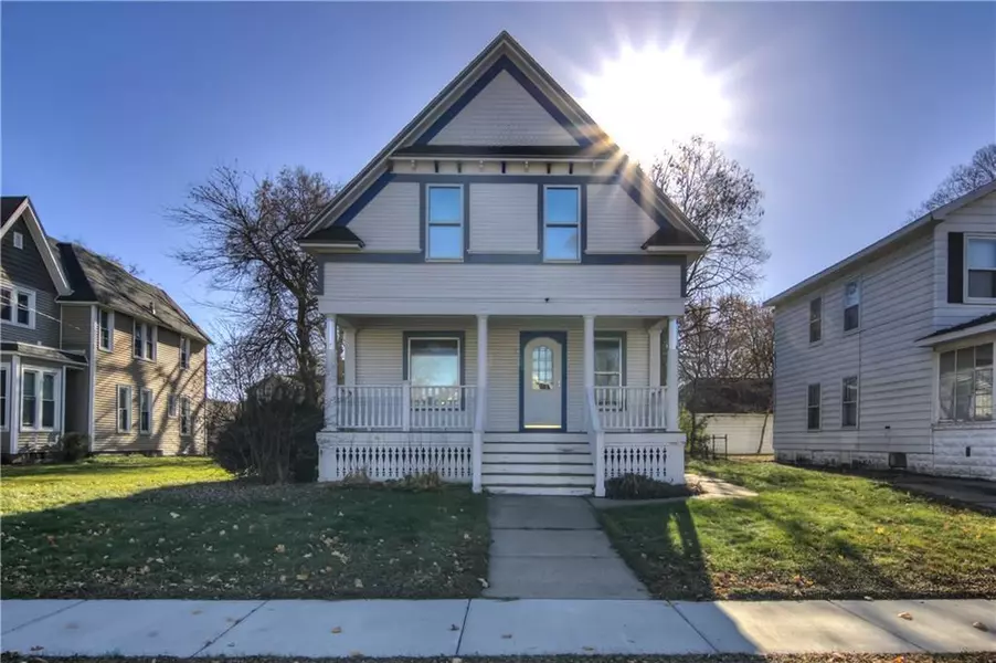 425 Broadway Street, Eau Claire, WI 54703