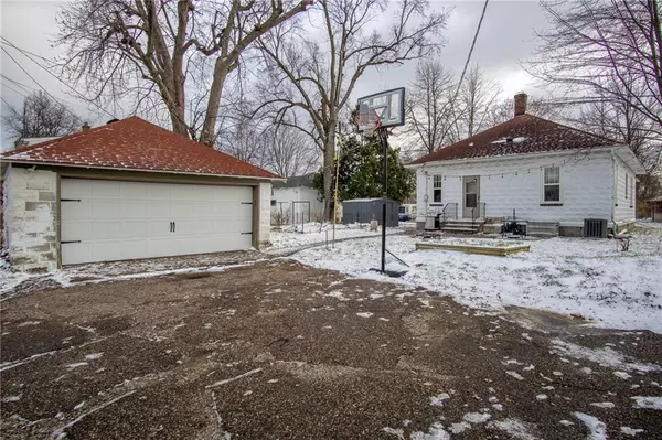 Eau Claire, WI 54701,1528 Highland Avenue