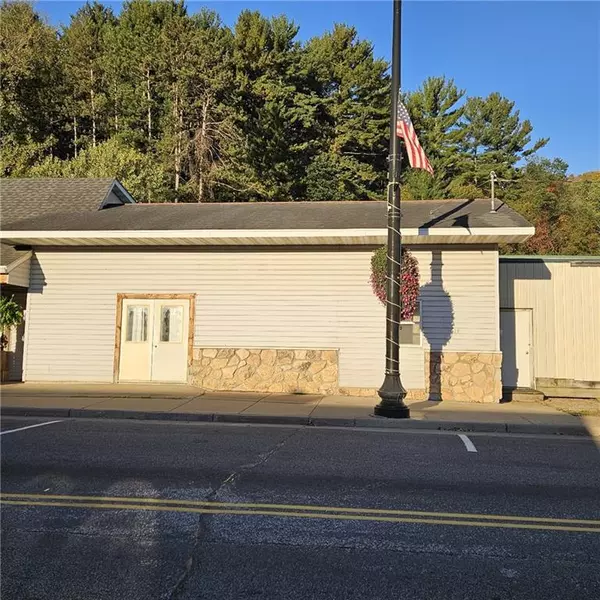 420 Main Street, Plum City, WI 54761