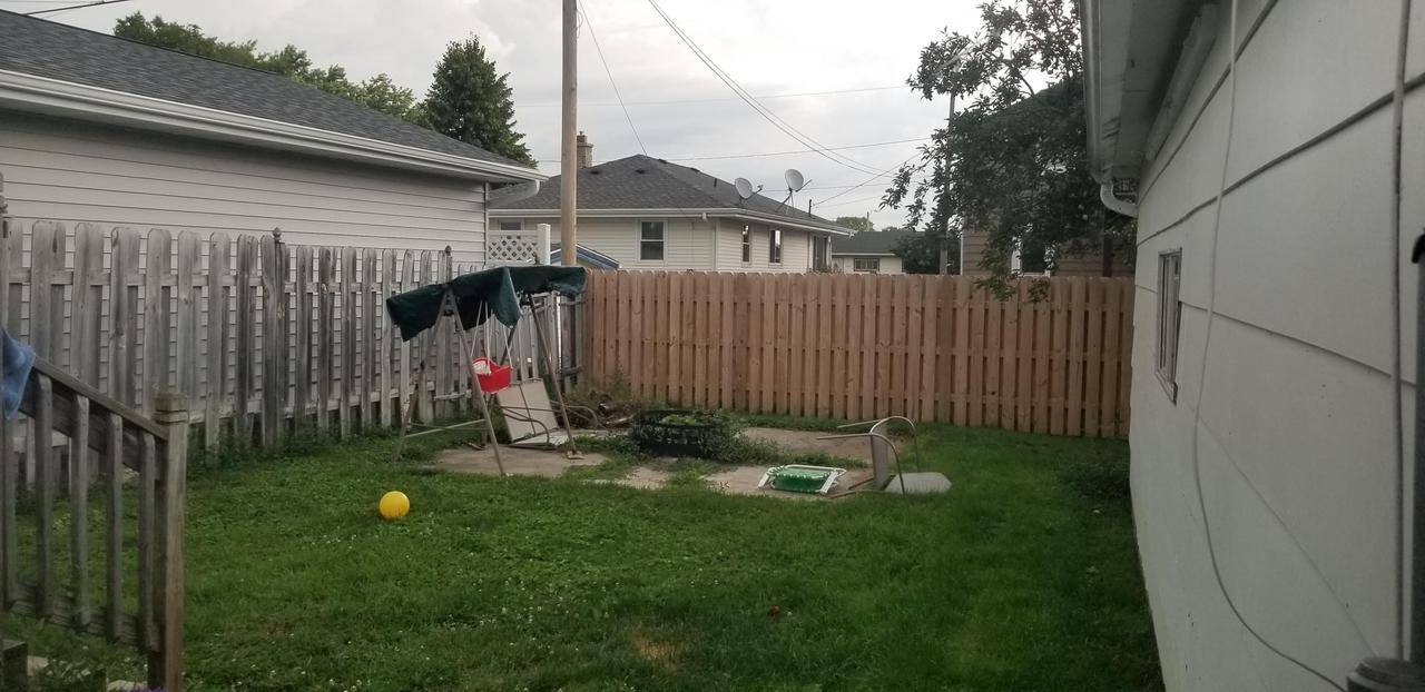Manitowoc, WI 54220,1251 S 32nd St