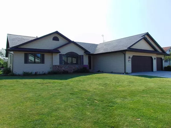 134 Foxglove Ln, Sheboygan Falls, WI 53085