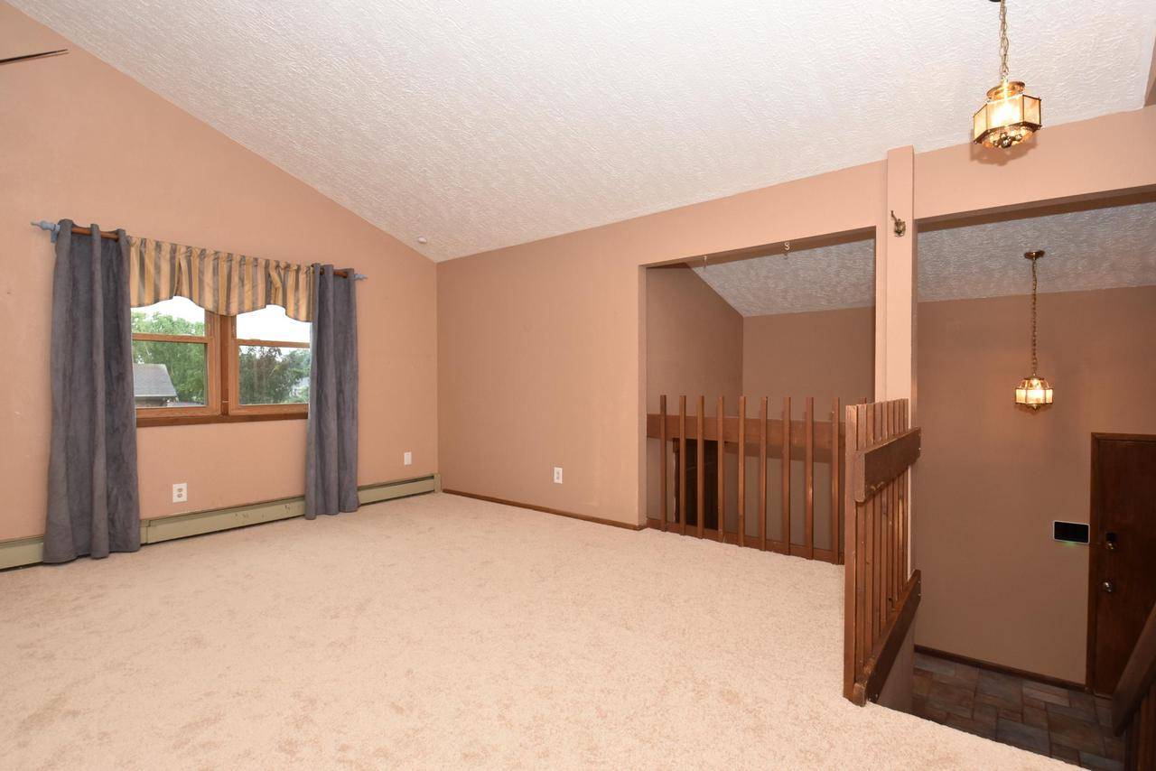 Franklin, WI 53132,3836 W Jodi Pl