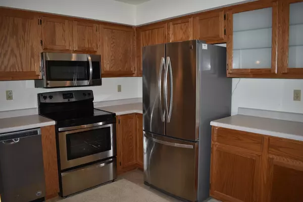 Pewaukee, WI 53072,1061 Quinlan DRIVE #A