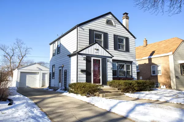 2169 S 96th STREET, West Allis, WI 53227