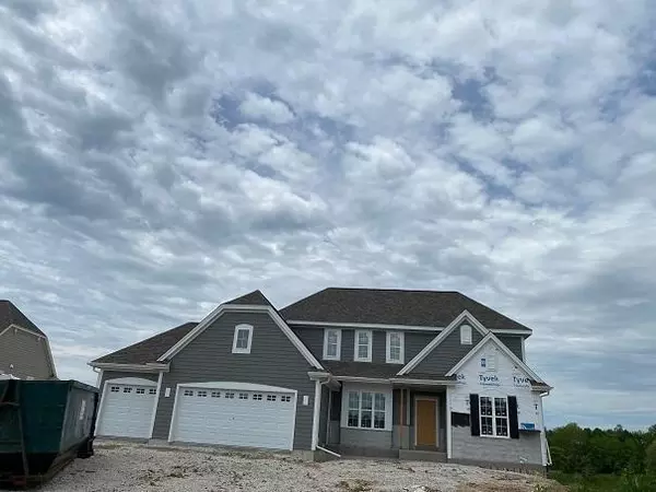 W239N3777 River Birch Ct, Pewaukee, WI 53072