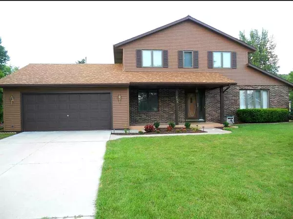 742 Denison Cir, Sheboygan Falls, WI 53085