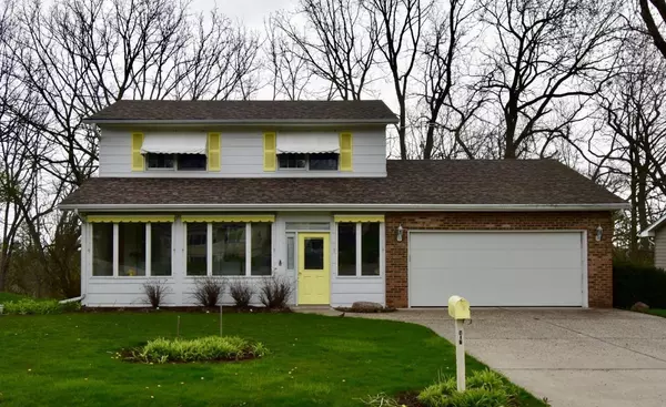 Lake Geneva, WI 53147,417 Circle Dr