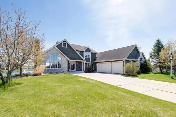 Dousman, WI 53118,312 Blue Water Ct