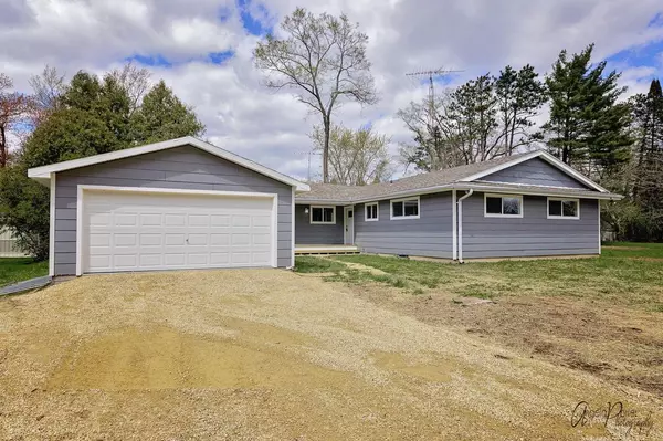 W1398 Eastwood ROAD, Genoa City, WI 53128