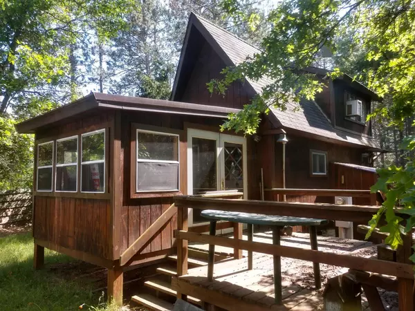 W9494 COUNTY RD O, Black River Falls, WI 54615