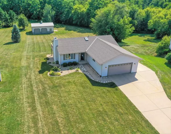 2795 Woodview COURT, East Troy, WI 53120