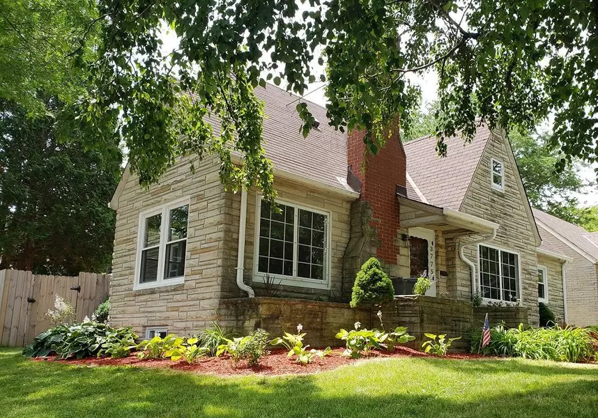 3775 E Whittaker Ave, Cudahy, WI 53110