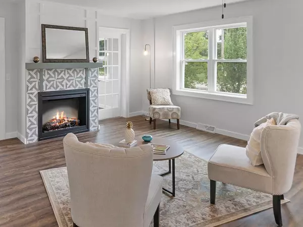 Random Lake, WI 53075,192 E Shore Dr