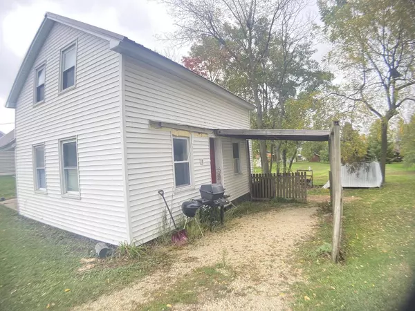 Cashton, WI 54619,419 Front St