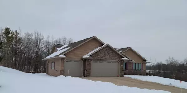 13923 Autumn Ridge Dr, Valders, WI 54245