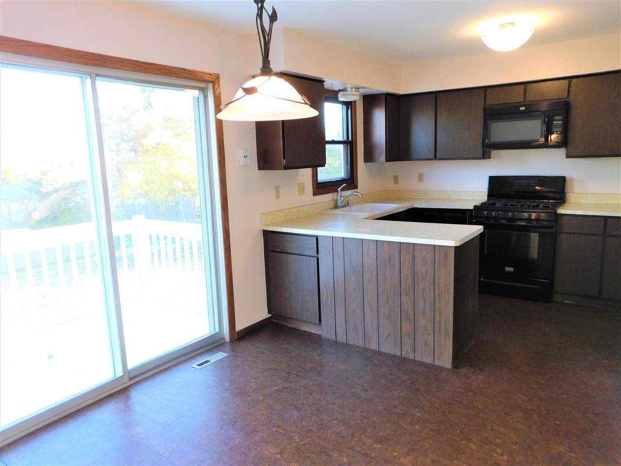Grafton, WI 53024,1414 4th AVENUE #1416