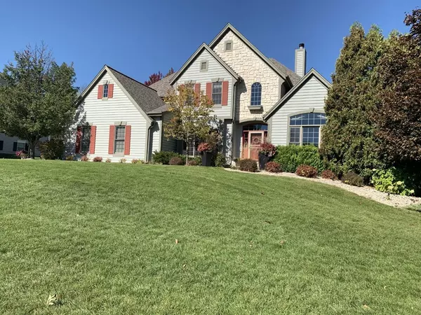 N53W16544 Whitetail RUN, Menomonee Falls, WI 53051