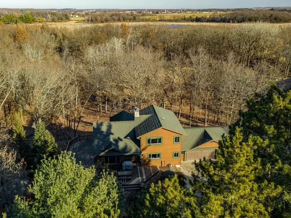 N8246 Pleasant Lake Rd, East Troy, WI 53120