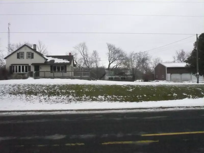 W1816 County Road MM, Cleveland, WI 53015