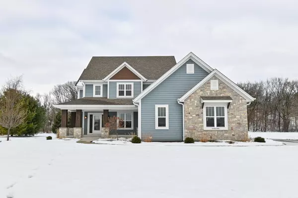 N75W27960 Summerstone ROAD, Hartland, WI 53029