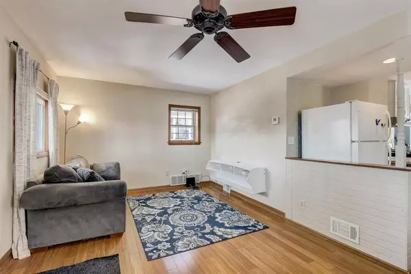 Cudahy, WI 53110,3818 E Plankinton AVENUE